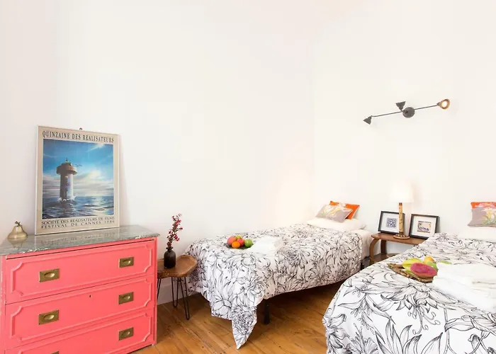 Secret & Charming Baixa 4 Bedroom * Lissabon