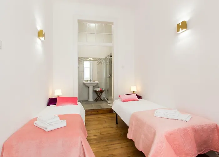 Apartament Secret & Charming Baixa 4 Bedroom